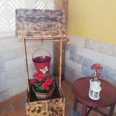 カントリーハウス Rosales *